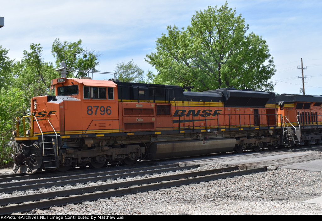 BNSF 8796